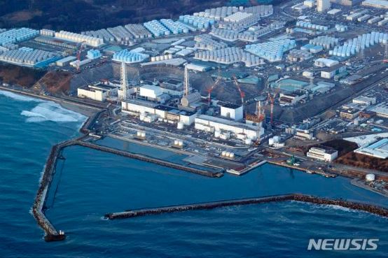 [후쿠시마=AP/뉴시스]일본 후쿠시마 제1 원자력발전소 자료사진. 2023.06.02